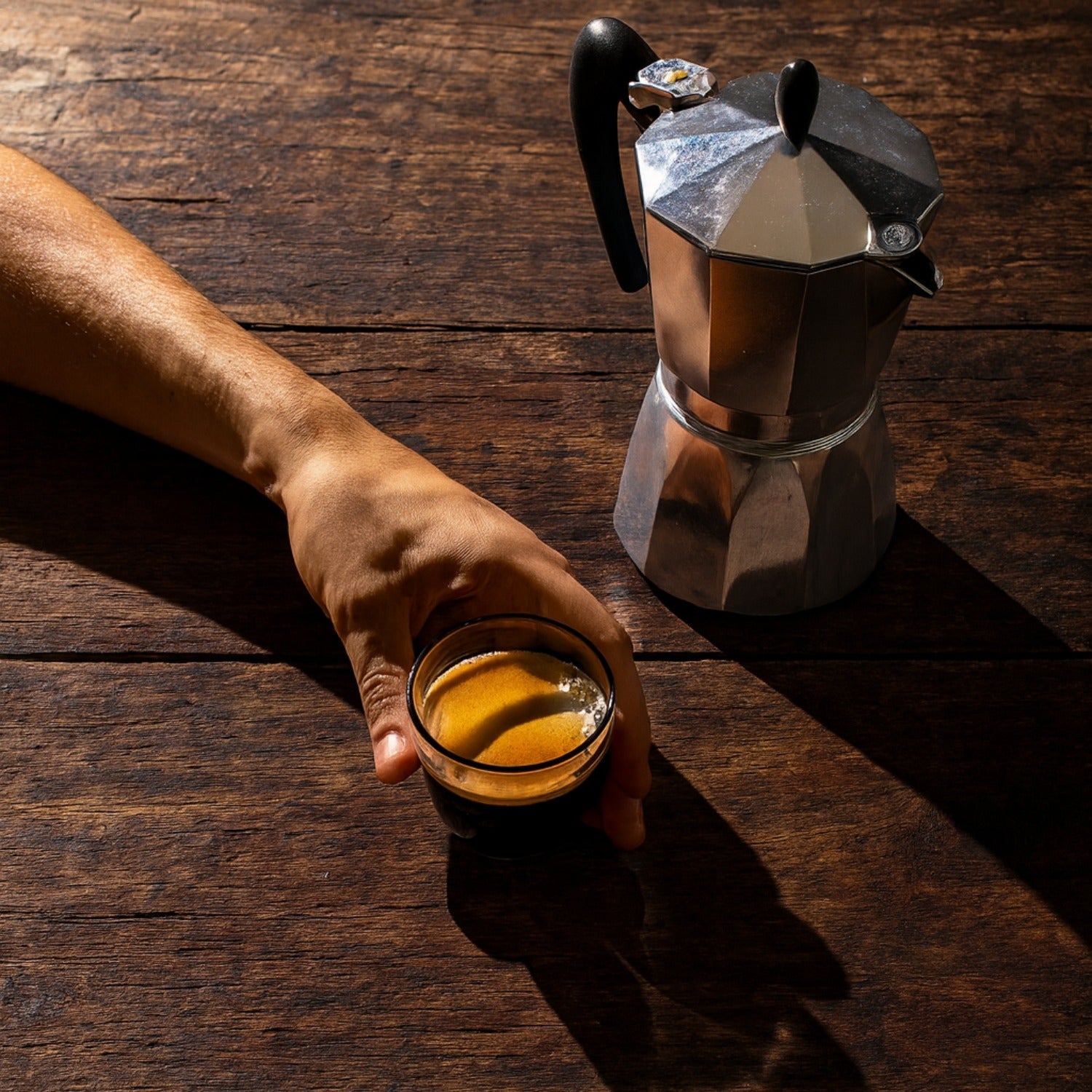 ¿Cómo usar la cafetera italiana?